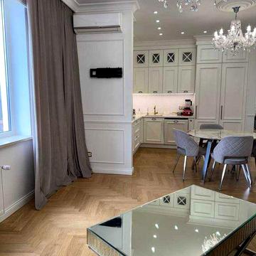 квартира з ремонтом , три окремі кімнати , престижний район