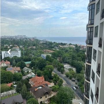 Двокімнатна квартира з видом на море