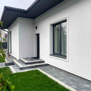 Продаж будинку в с. Конопниця (10 км від Львова)