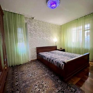 Сдам уютную 2-комн. квартиру на Чаривной (Шевченковский р-н)