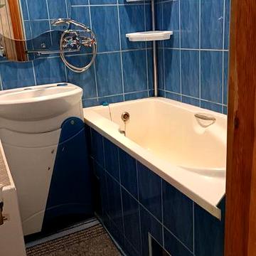 Здаю квартиру 3- кімнатну на довготривалий термін