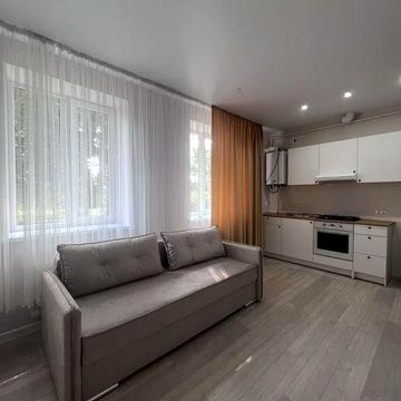 Вмебльована 1 кімнатна квартира з автономним опаленням