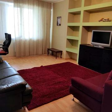 Володимира Івасюка просп. (Героїв Сталінграду), 55