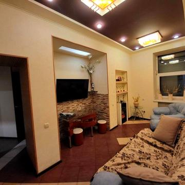 Продам  3 к квартиру, с А.О р-н Центра.