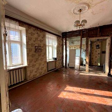 Продам 2 кімнатну квартиру, Болгарська/Запорізька, 2/2, з балконом