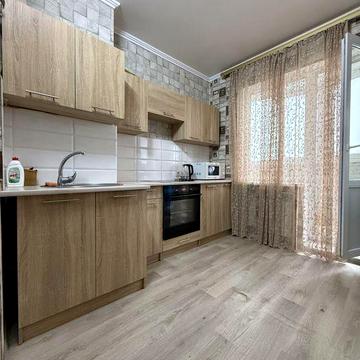 Здам на рік і більше однокімнатну квартиру в Чорноморську.