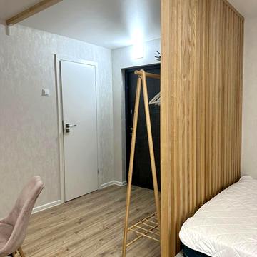 Олега Мудрака вул. (Генерала Наумова), 19