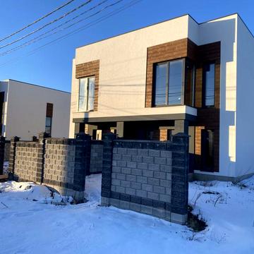 Продаж котеджу біля Щасливого