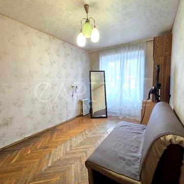 Предславинська 26а  2к квартира Палац Україна