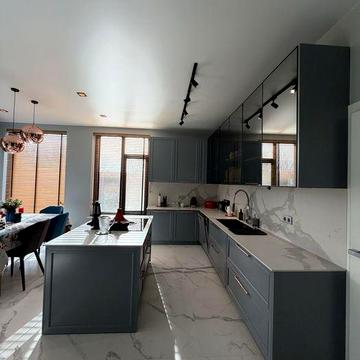 Довгострокова оренда VIP будинку.