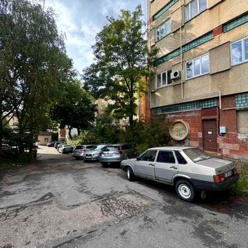 Продаж 3 кімнатної Квартири по вул . М.Рильського