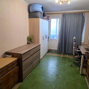 Продам 3к квартиру на среднем этаже на ж/м Покровский, Парус, Коммунар