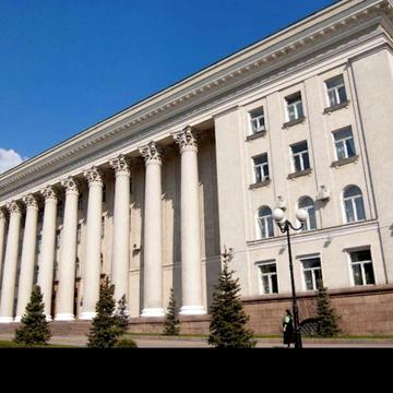 Продається 2 х. кім  кварт. в центрі міста вул Велика  Перспективна.