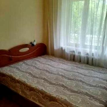 Сдам без посредн. 1кв. О.Яроша, р-н канатки, отопление входит в оплату