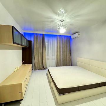 Моторний пров., 11  Науки продам квартира   Голосієво 120000$