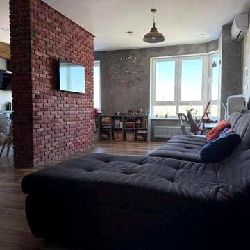 Дизайнерська євродвушка 70 м2 у стилі loft по вул. Мишуги Олександра 2