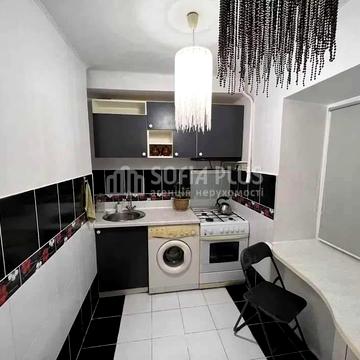 Срочно! 1к, Русановская набережная 10, недорого