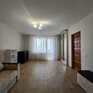 Продам 1-кімнатну проспект Малої Любові буд. 30 поліпшене планування