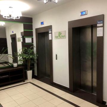 Ліфт працює завжди . Генерала Шаповала , 20 1кімнатна "Solo-Park" .