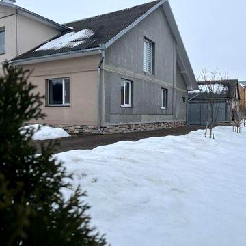 Будинок в Новому Дворі