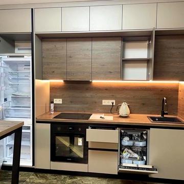 Зарічна вул., 4