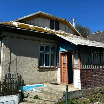 Будинок та земельна ділянка в с. Петрилів (Дністровський каньйон)
