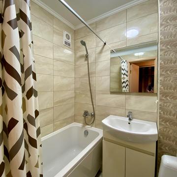 Героїв полку "Азов" вул. (Маршала Малиновського), 13-А