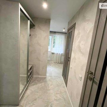 Довгострокова оренда 1к Квартира Незалежності вулиця