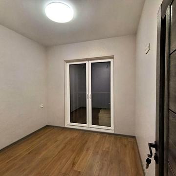 Продам 1 кімнатну квартиру ЖК Золоті стовпи