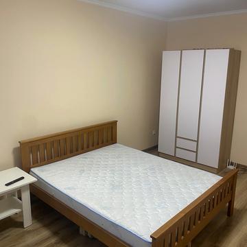 Карла Мікльоша вул., 17