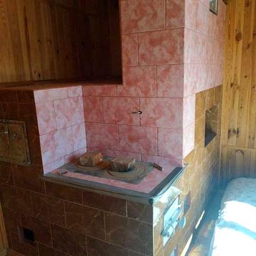 Добротний будинок у селі Корніївка з пічпіччю