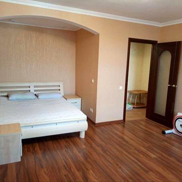 Сдам 1-к Чешку! В районе Карата.