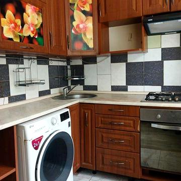 Ст.метро "Дарница" пешком , бул. Верховного Совета, 18