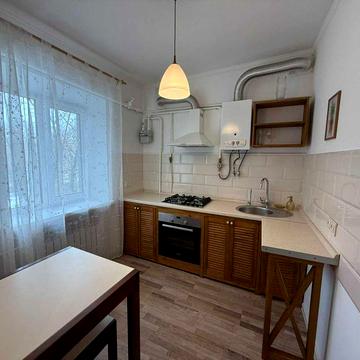 Просторная 3-комн. Новый ремонт. Газ. пл. Толбухина