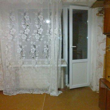 ПРОДАЮ 1 кім.Кв 2/9Цегла М/П Вікна. Б/Двері Поряд Ринок.Поліклініка