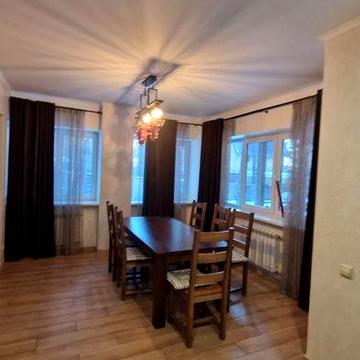 Дім аренда  ,берег Дніпра, ліс