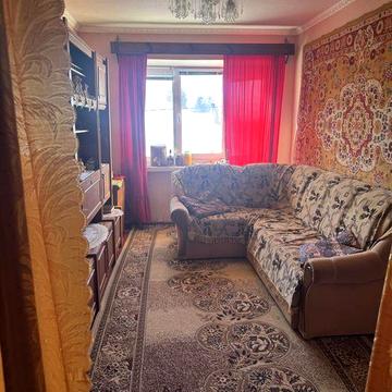 Продам квартиру на 2 поверху