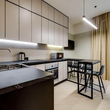 Івана Франка вул., 45