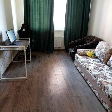 Соломії Крушельницької, невисокий поверх, 1-к квартира, метро 10-15хв