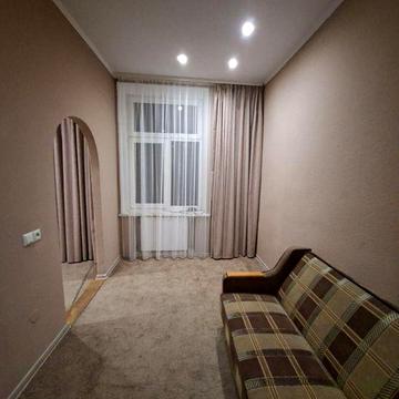 Продається 2 кімнатна квартира по вул. Городоцька