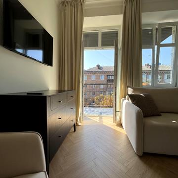 Миколи Міхновського бульв. (Дружби народів), 26/1