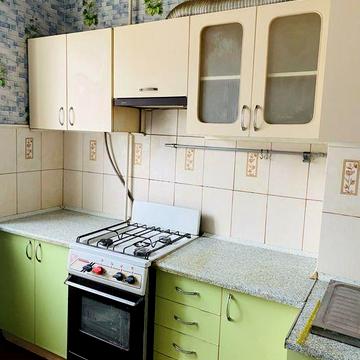 Продам-2кв.ул.Лисового  Восточный-2(свет есть всегда)