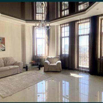 Сдам очень просторную кухню студию и спальню ЖК Корона Аркадии