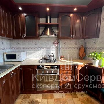 Амвросія Бучми бульв., 8