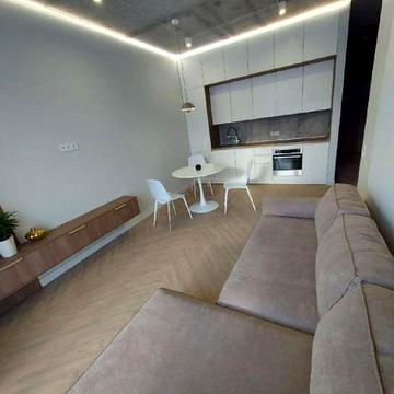 Василя Тютюнника вул. (Анрі Барбюса), 28-А