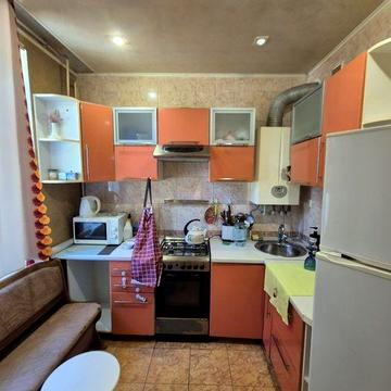 Продам 2 к квартиру с А .О, р-н Центра