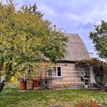 Продається будинок з землею в Фастівському районі