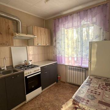 Довгострокова оренда 1к Квартира Кирила Осьмака (20-річчя Перемоги) вулиця