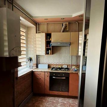 Продам квартиру у гарному стані
