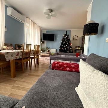 Дворівнева квартира на 138 кв м. Продаж без комісії!